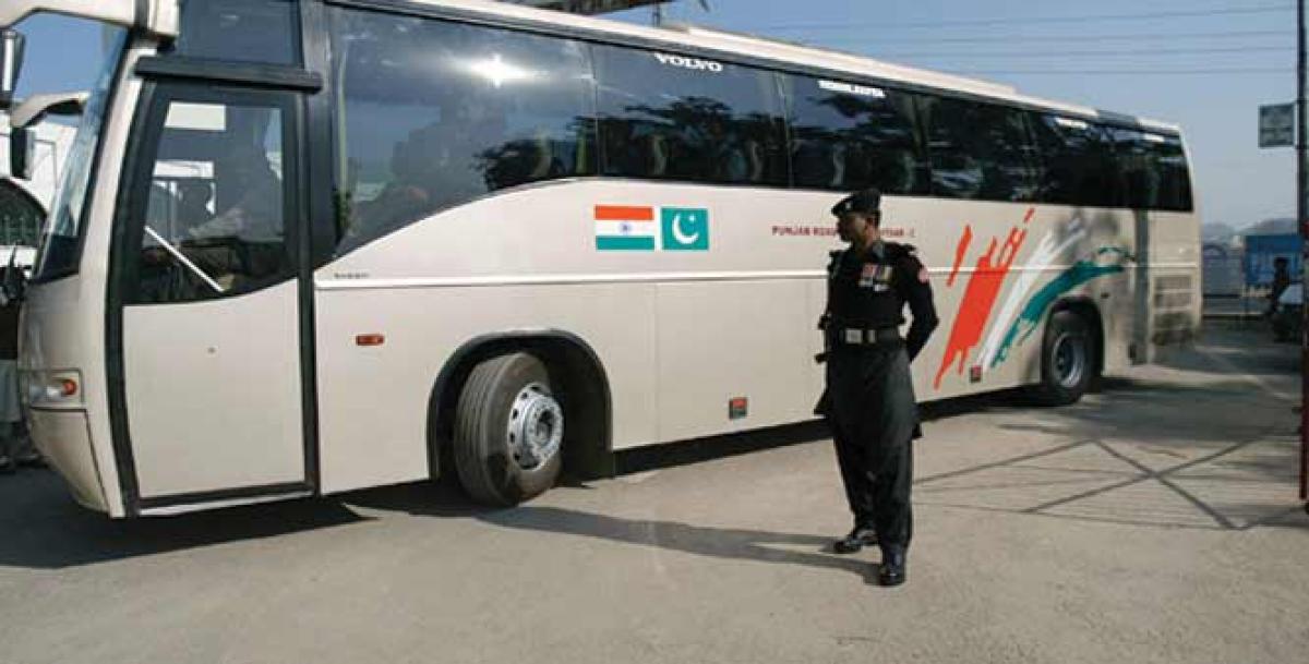 Cross-LoC Bus Services Remain Suspended For Third Week